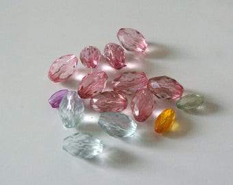 Lot de perles vintage acryliques longues à facettes vintage