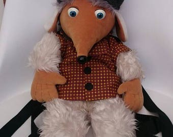 Vintage Collectable womble backpack very rare. Very good condition.
