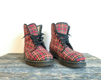 Doc Martens, Mens UK Size 9, Made in England, Vintage Dr Martens, Combat Boots, Tartan Shoes, Red Plaid Boots