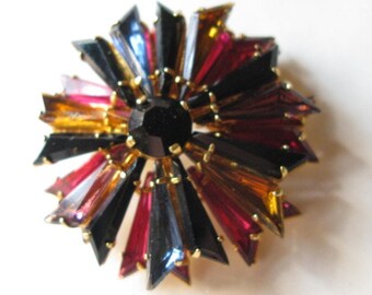 Vintage 60's Crystal rhinestone star brooch