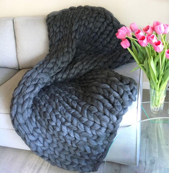 Arm knitted blanket Super chunky weighted blanket Wool roving