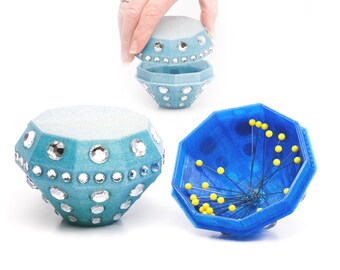 Gemtackular For Holding Sewing Pins UPRIGHT! No Stabby Your Fingers ;)