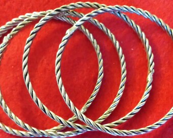 Set of 4 Bangles Bracelets