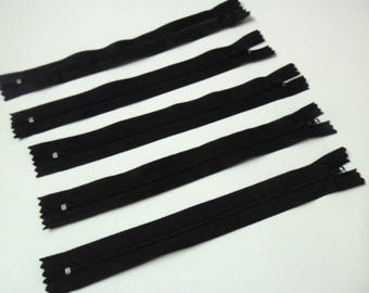 Set of 5 zippers 20cm black