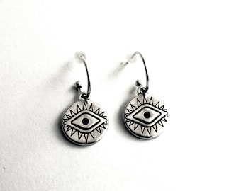 Silver evil eye earrings, Hoops with evile eye, Evile eye coin earrings, Protection jewelry, Silver coin hoops, Everyday jewelry