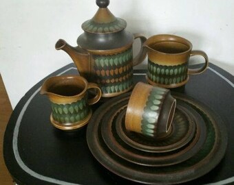OPM Wallis Goebel West Germany Bavaria Partial Tea Set Bee Logo