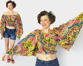 Angel Sleeve Top / Butterfly Sleeve Top / Handkerchief Top / Crop Top / 1970s Crop Top / 70s Crop Top / Psychedelic Top / Bust 28' - 36"