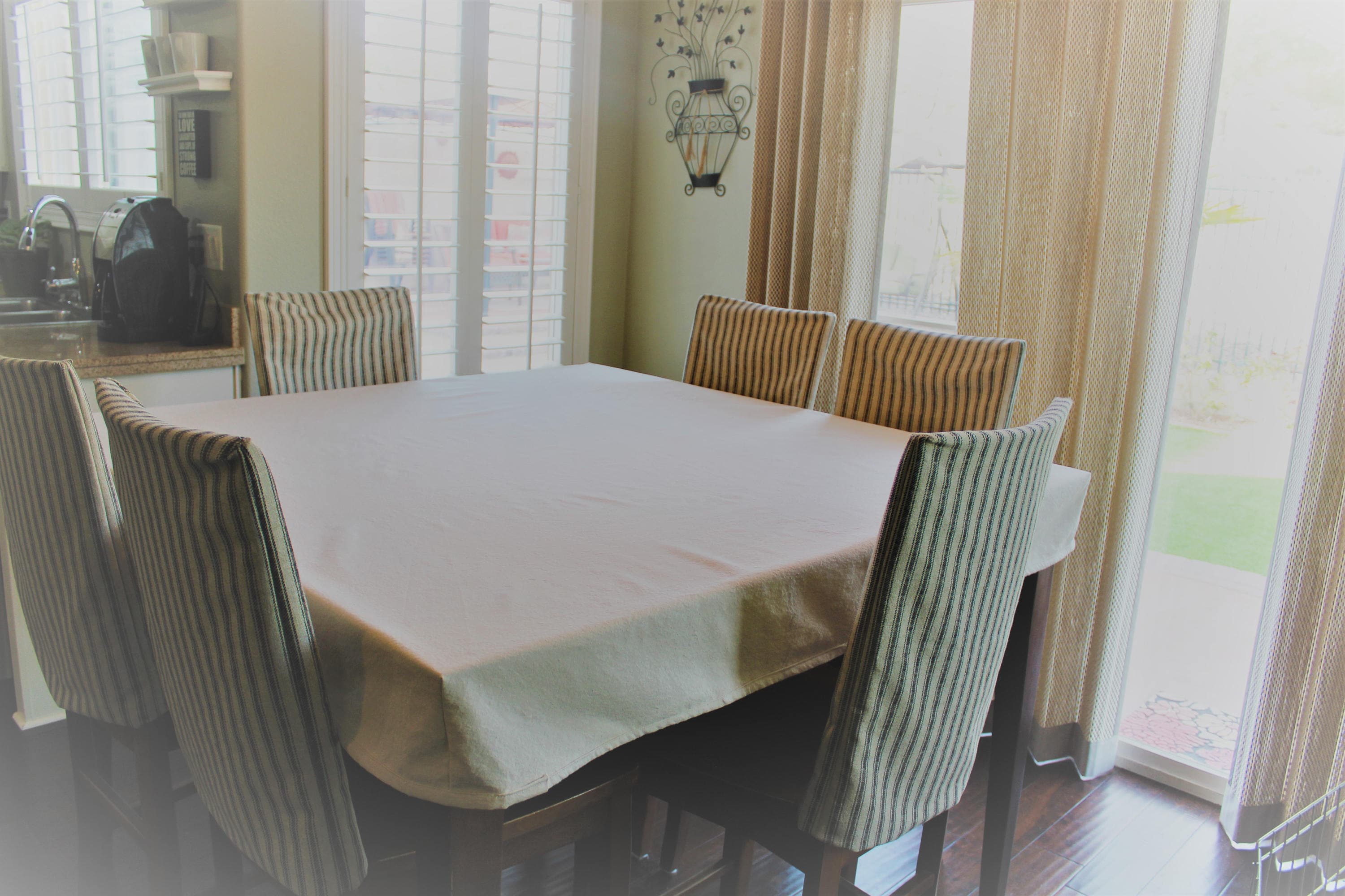 Square tablecloth fitted fits 36 42 54