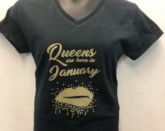 Queens are born in Aptil Black and Gold or Silver Tshirt