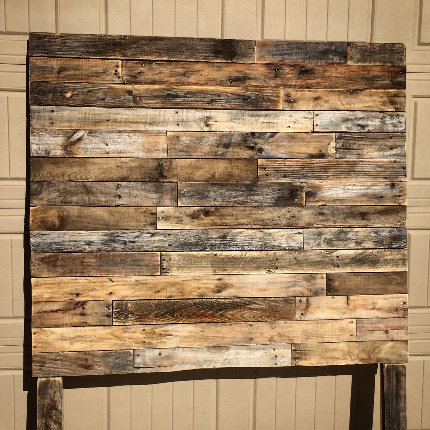 Reclaimed pallet wood headboard