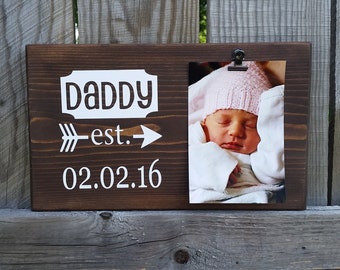Father's Day Picture Frame gift! Gift for dad, photo board, picture with clip, gift husband, first fathers day gift for grandpa EST7x12