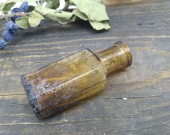 Antique apothecary bottles potion witch witchcraft supply medical laboratory amber glass rare syrup old dark coloured