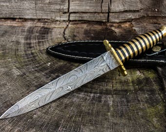 12" Inch Custom Hand Made Forged Damascus Steel Hunting Bowie Knife Fixed Blade Dagger Water Buffalo and Brass Handle With Leather Sheath
