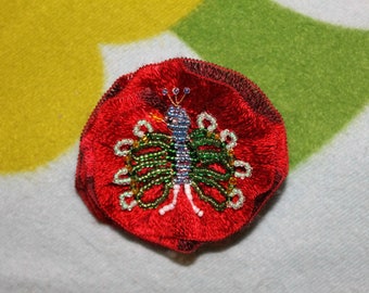 Peacock pearls decor red flower brooch