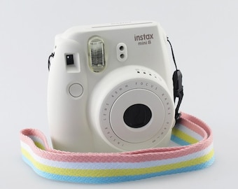Cinturino in colori pastello per Fujifilm Instax Mini 8 e Mini 8 Plus.