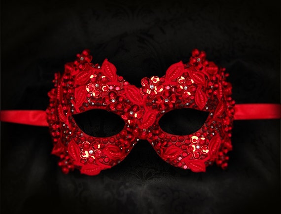 Sequined Red Masquerade Mask With Rhinestones And Embroidery
