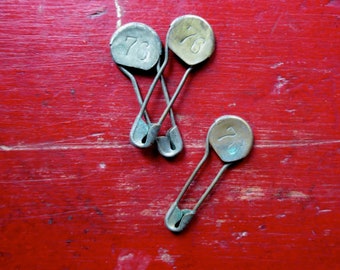 3 Vintage laundry pins 3 vintage laundry safety pins Numbered laundry pins Antique number pins #1