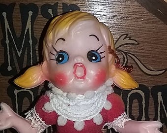 Vintage fairy tale little miss muffet