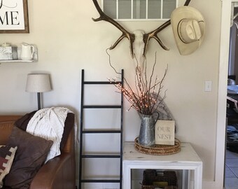 Black Ladder