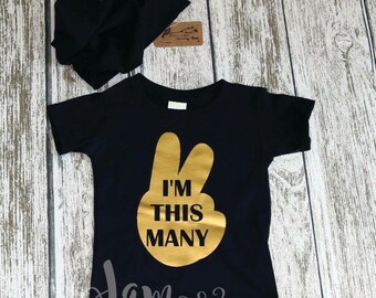 Second birthday outfit, Second Biryhday, 2cd Birthday, Boy, Birthday, I'm this Many, 2 year old, Birthday Gift, Gold and Black, Slouchy Hat