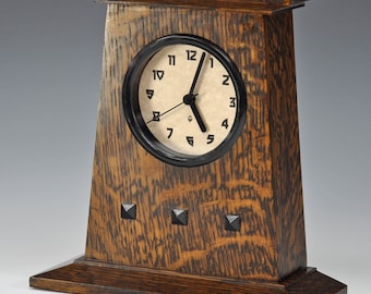 Arts and Crafts (Mission, Craftsman) style clock - Black Bezel
