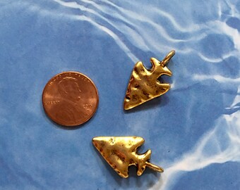 ARROW HEADS Small Shiny Gold Pewter Charms (Two Pieces)