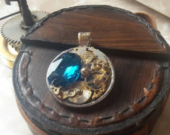 Steampunk jewelry/ steampunk pendant