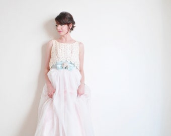 mod 1960s pale pink blue gown . formal mid century daisy lace dress .extra small.xs .sale