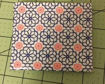 Patterned Bi-fold Wallet