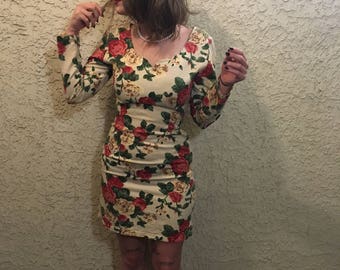 EXTRA Vintage Floral Bodycon