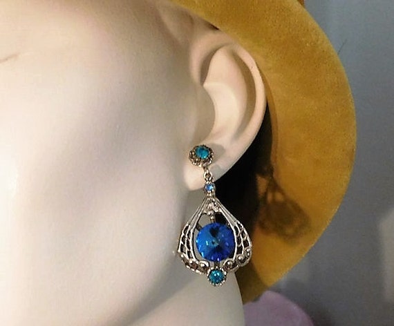 Rhinestone Earrings / Clip On / Mid Century