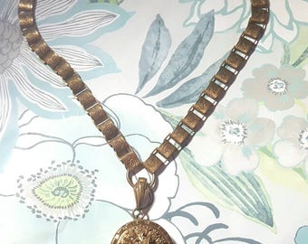Victorian Bookchain Necklace Pendant, Mourning Jewelry, Book Chain Necklace, Vintage Necklace, Vintage Jewelry, Antique Necklace