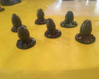 Extra terrestrial eggs closed