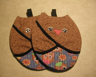Owl, Pot Grabbers (2) Handmade By Me... So Cute.