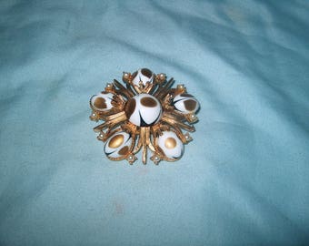 Vintage Costume Jewelry Pin, Marked Cathi