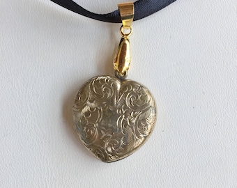 Victorian Heart Locket with Hair Receiver