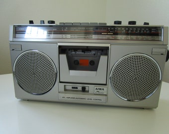 Vintage 1980s Boombox Aiwa Stereo Radio Cassette Recorder Model CS-220U GhettoBlaster