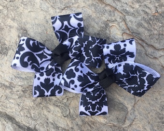 Black and White Hair Bows,Pigtail Hair Bows,Toddler Hair Bows, Alligator Clips,3 Inch Wide Hair Bows,Birthday Party Favors