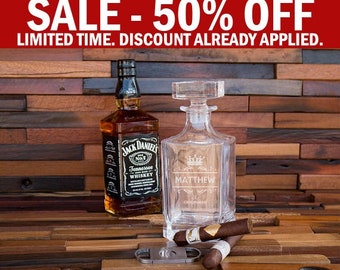 Whiskey Decanter, Personalized Glass Decanter, Engraved Whiskey Decanter Bottle, Whiskey Groomsmen Gift, Groomsman Decanter, Bourbon D01