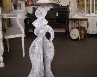 Deco prop of plywood. Wooden decor. Floral arrangements. Shabby Chic