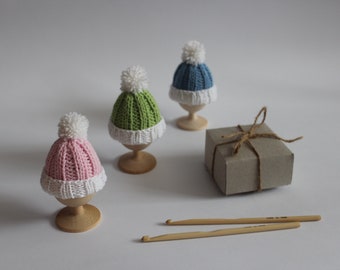 Easter set, knitted decor hats, easter gifts, Knit egg warmers, knitted egg cosy, colored easter eggs, crochet egg cozy, easter decorations