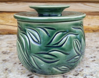 Pottery French Butter Crock, Leaves, French Butter Crock with handle, Green Butter Dish, Ceramic Butter Crock, Emerald, Made in Montana