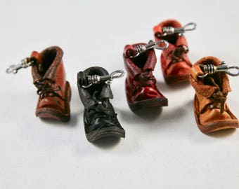 Boot leather keyring,moulded , italian,hard,rigid,genuine,handmade,hand crafted,attachable,yellow,red,blue,brown,keycase,key holder
