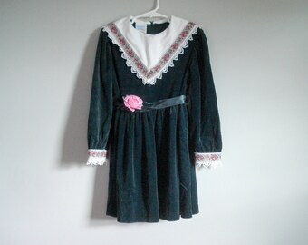 Green velveteen dress - girl's size 6 - Bonnie Jean