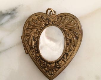 Vintage Repousse Heart Locket, Victorian Deco Large Heart, Mother of Pearl Heart, Photos Pendent Keepsake Locket Necklace