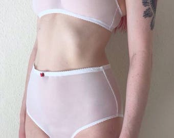 Durch Stretch-Mesh hohe Taille retro Vintage-Stil Knicker voller kurze retro Vintage weiß Braut komplett schiere transparent sehen