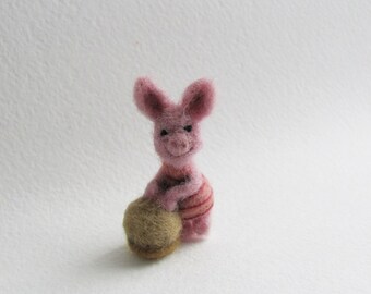 Piglet needle felted miniature