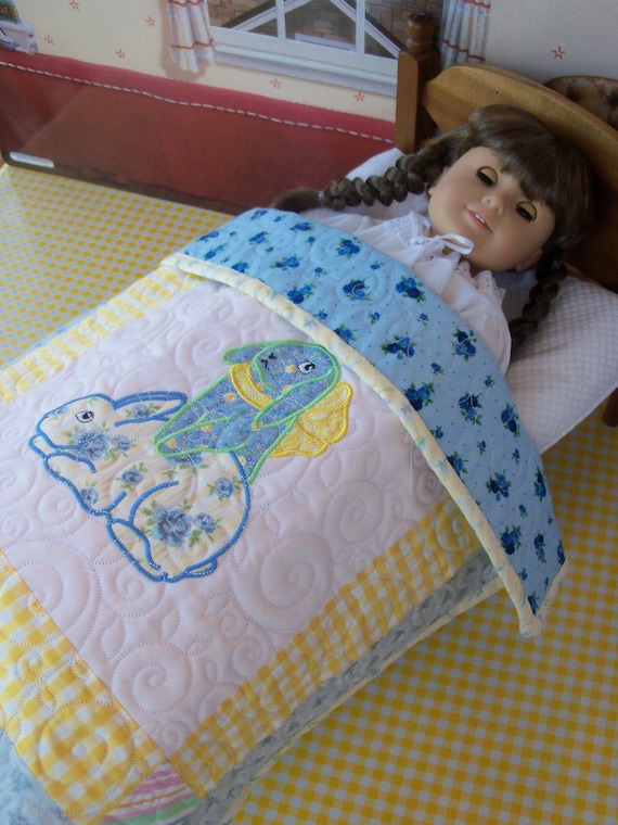 Applique and Embroidered Keepsake Heirloom Quilt for 18" American Girl Doll / 18 Inch Doll Clothes and Bedding