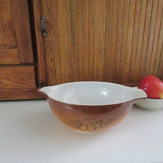 Old Orchard Pyrex Cinderella Mixing Bowl – 2.5 Qt Bowl – Brown Bowl ... Old Orchard Pyrex Cinderella Mixing Bowl – 2.5 Qt Bowl – Brown Bowl ...