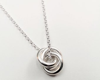 Pendant Necklace with circle sterling silver